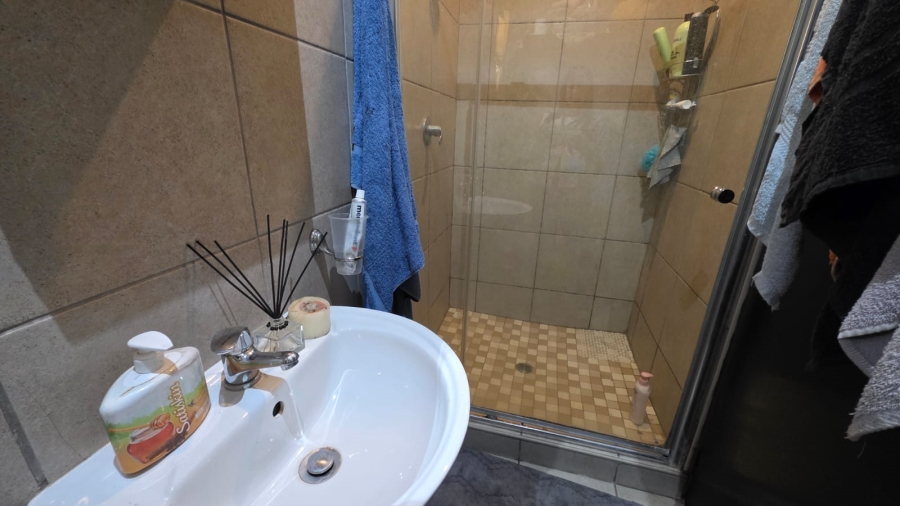 4 Bedroom Property for Sale in Songloed North West